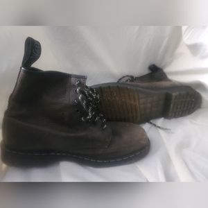 Doc Martens classic style men's 12US/11UK